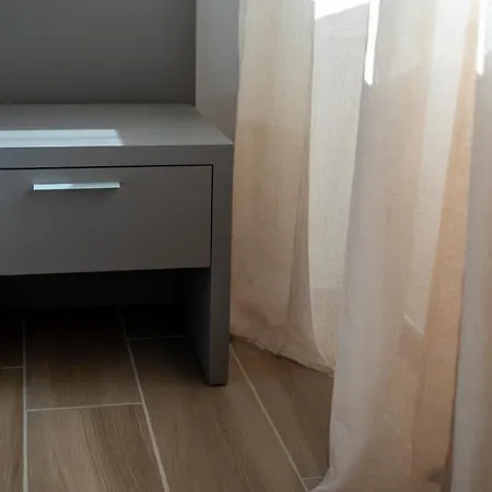 アパート Salerno Central Rooms サレルノ