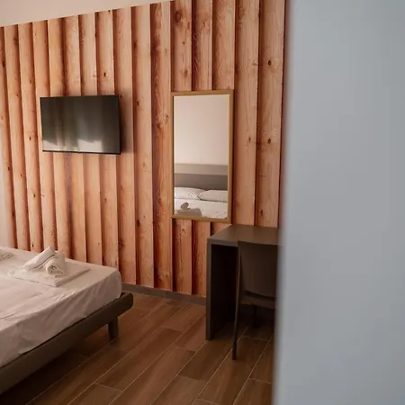 Apartment Salerno Central Rooms *